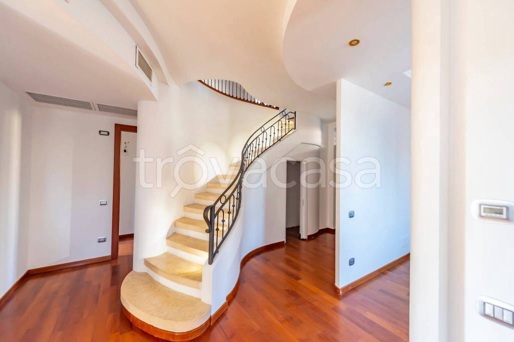 appartamento in vendita a Legnano