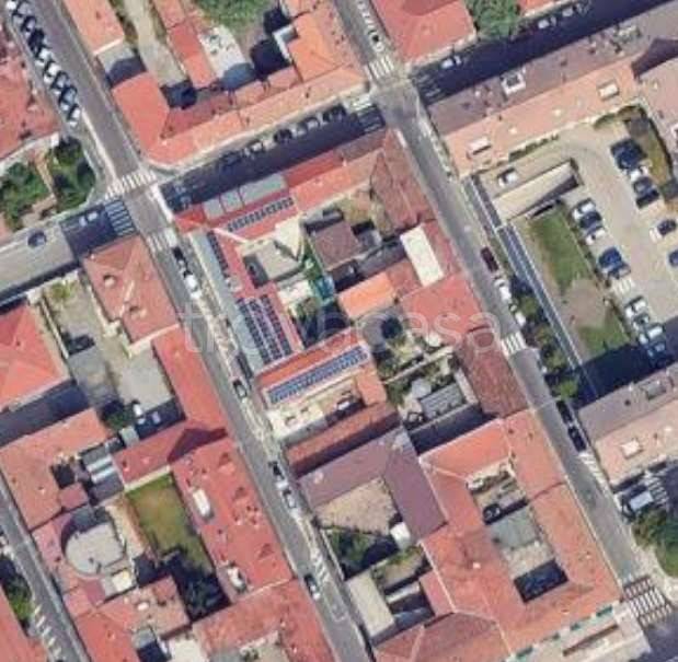 negozio in vendita a Legnano