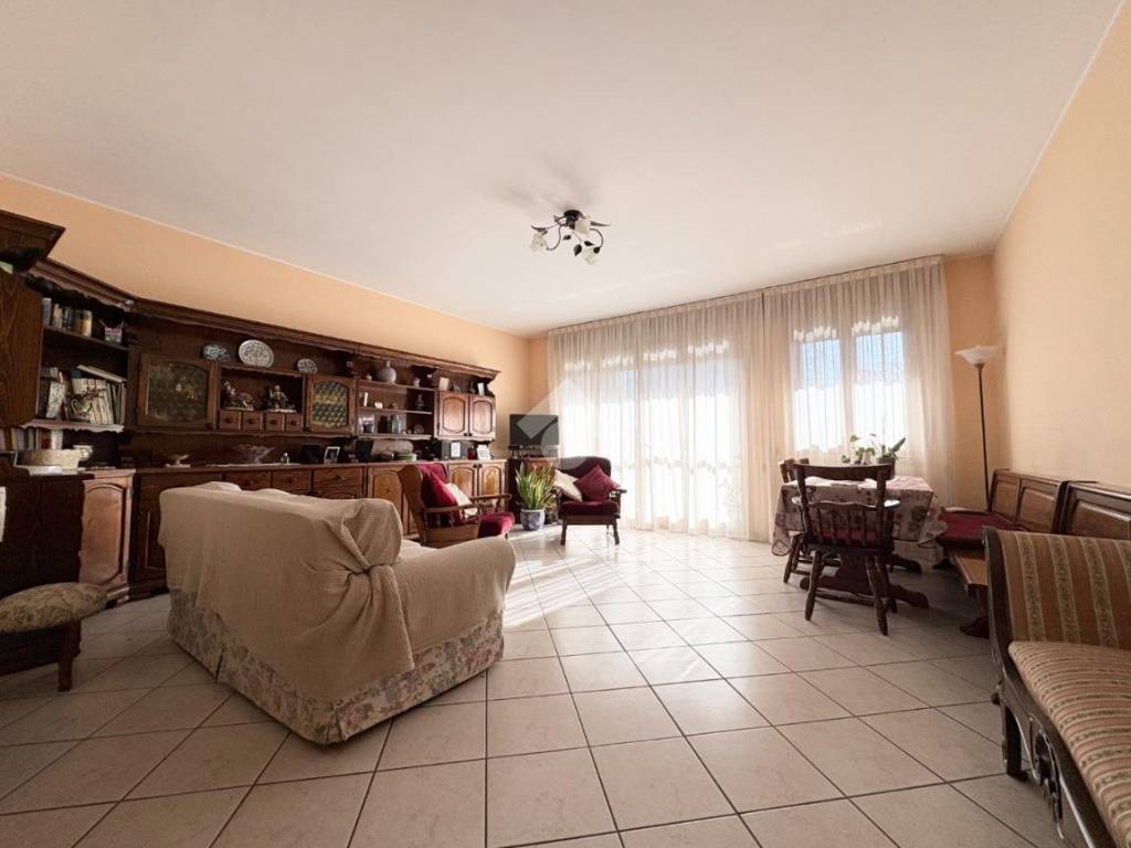 appartamento in vendita a Legnano