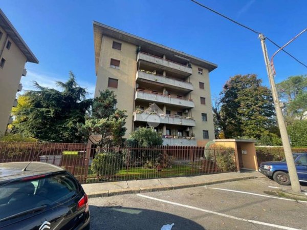 ufficio in vendita a Legnano