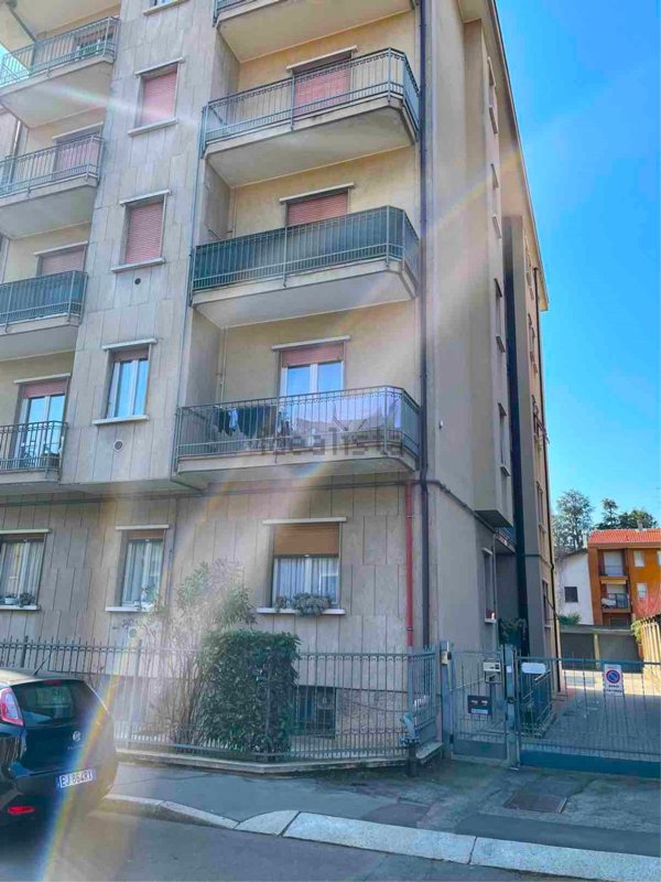 ufficio in vendita a Legnano