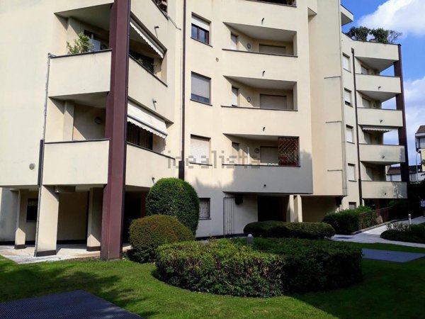 ufficio in vendita a Legnano