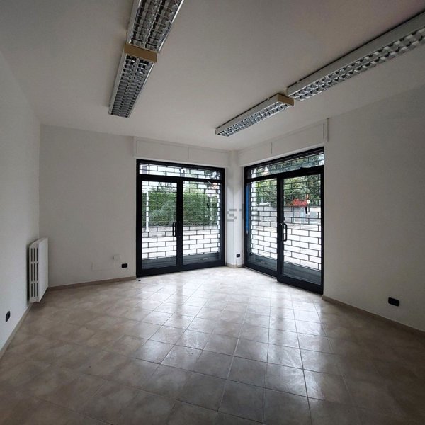 ufficio in vendita a Legnano