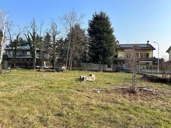 casa indipendente in vendita a Legnano