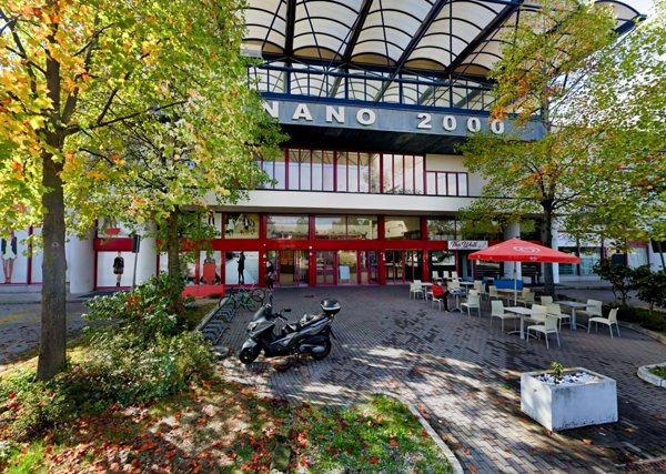 locale commerciale in vendita a Legnano