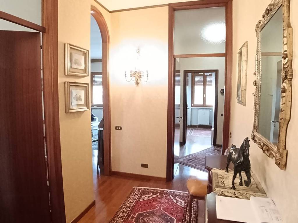 appartamento in vendita a Legnano
