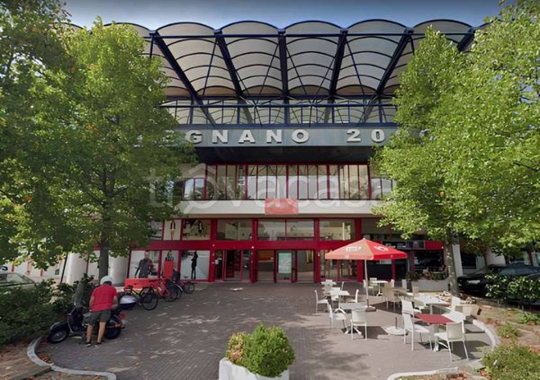 negozio in vendita a Legnano