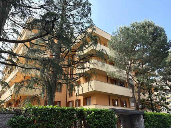 ufficio in vendita a Legnano