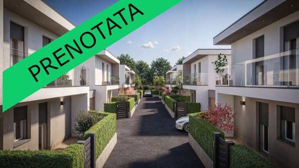 casa indipendente in vendita a Legnano