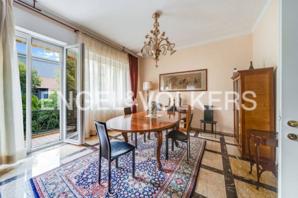 casa indipendente in vendita a Legnano