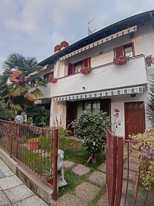 quadrivano in vendita a Legnano