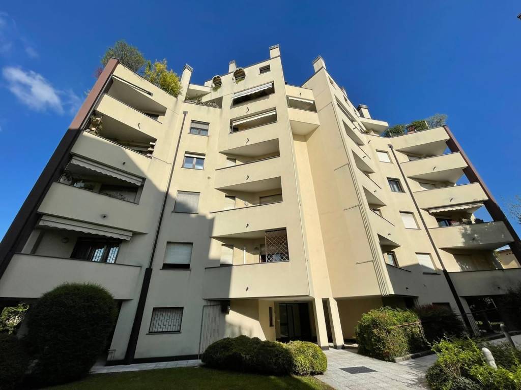 appartamento in vendita a Legnano