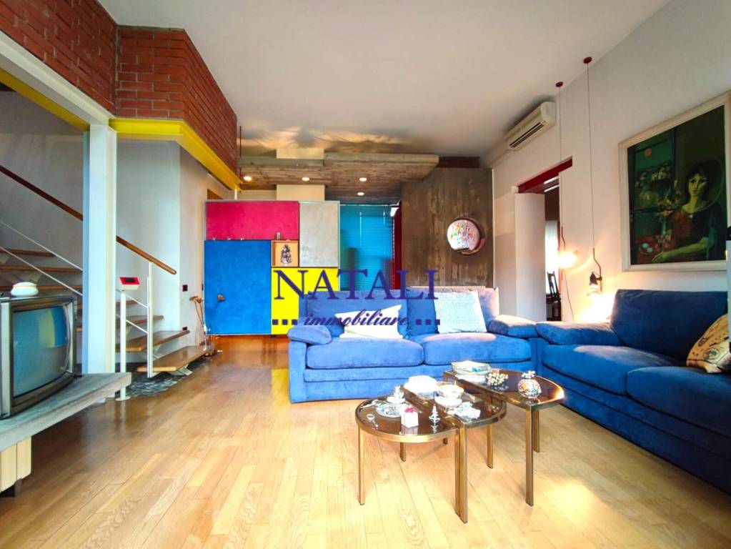 casa indipendente in vendita a Legnano