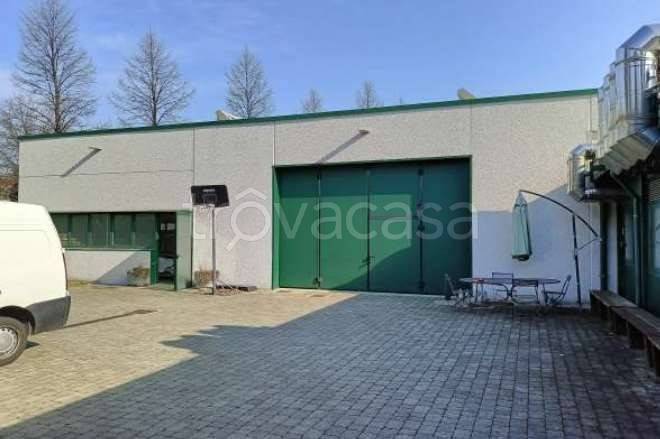 casa indipendente in vendita a Legnano