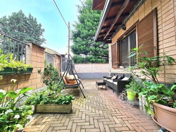 casa indipendente in vendita a Legnano