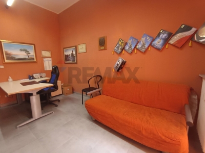 ufficio in vendita a Legnano