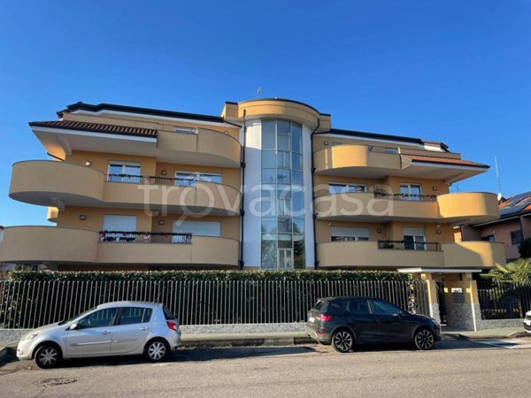 appartamento in vendita a Legnano