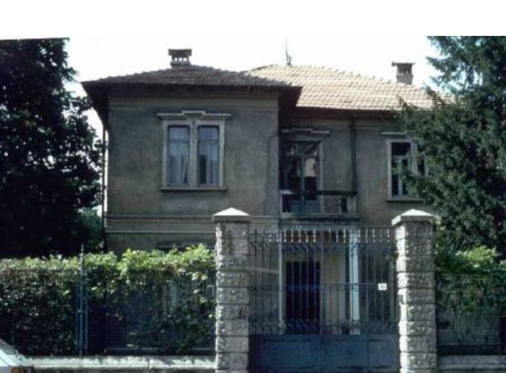 casa indipendente in vendita a Legnano