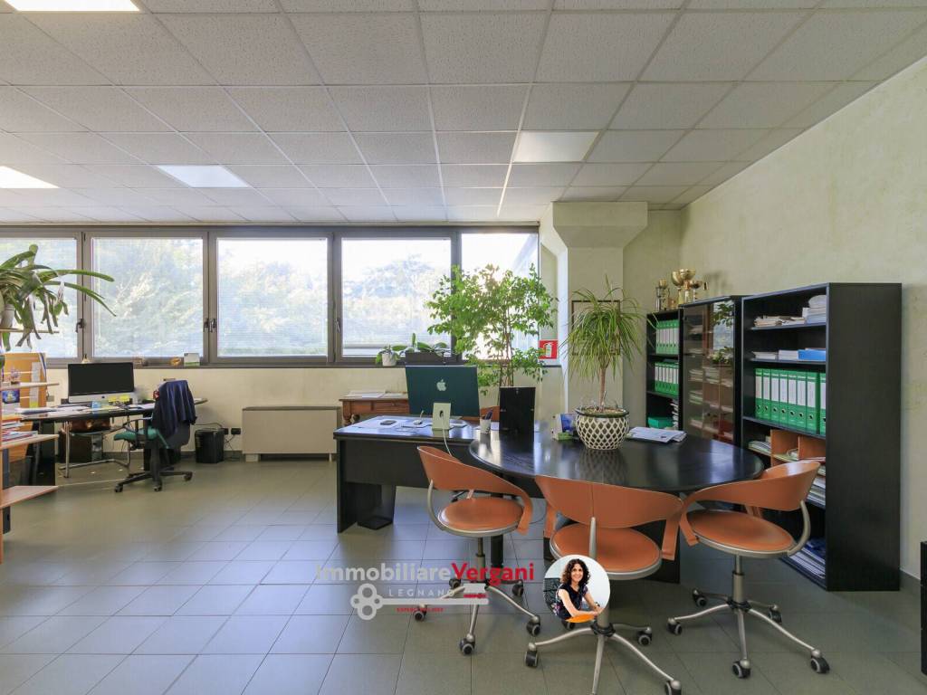 ufficio in vendita a Legnano