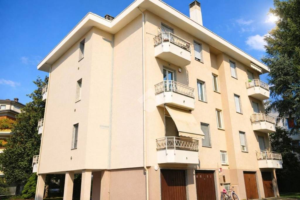 appartamento in vendita a Legnano