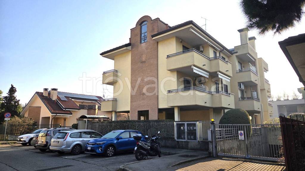 appartamento in vendita a Legnano