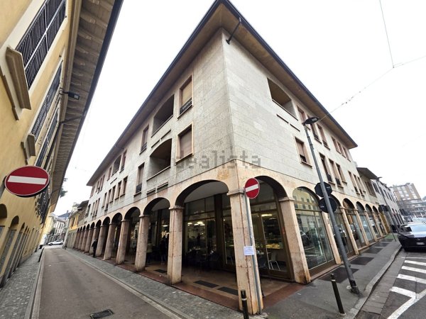 appartamento in vendita a Legnano