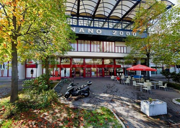 negozio in vendita a Legnano