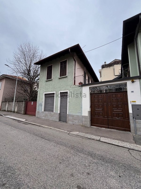 appartamento in vendita a Legnano