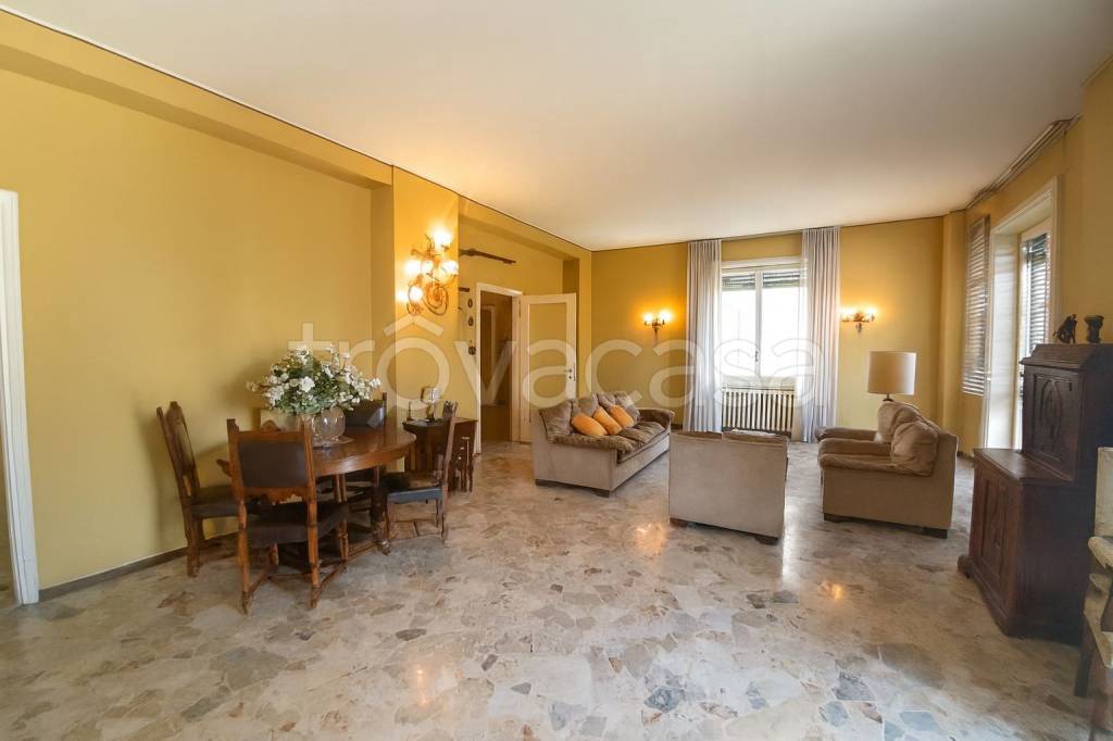 appartamento in vendita a Legnano