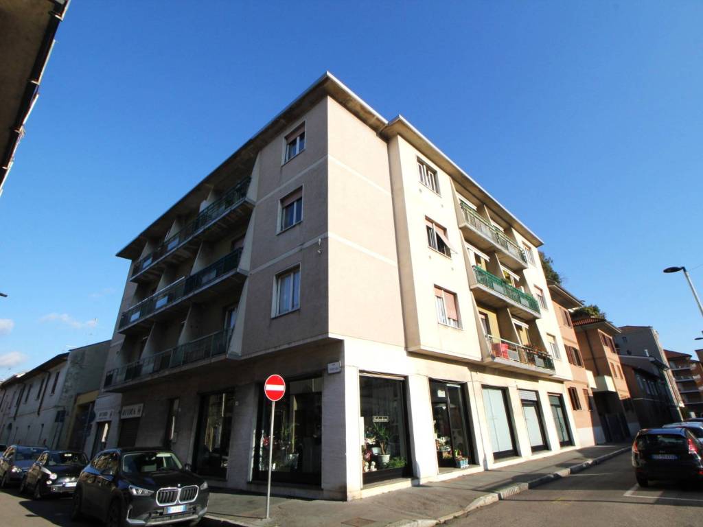 appartamento in vendita a Legnano