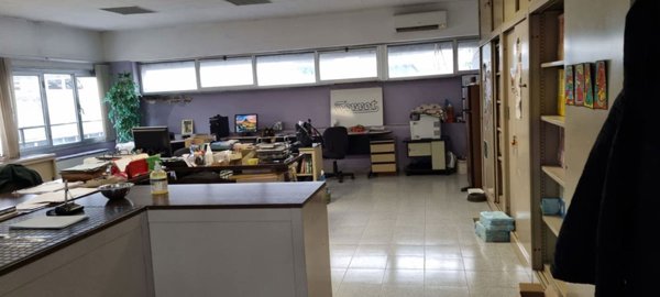 capannone in vendita a Legnano