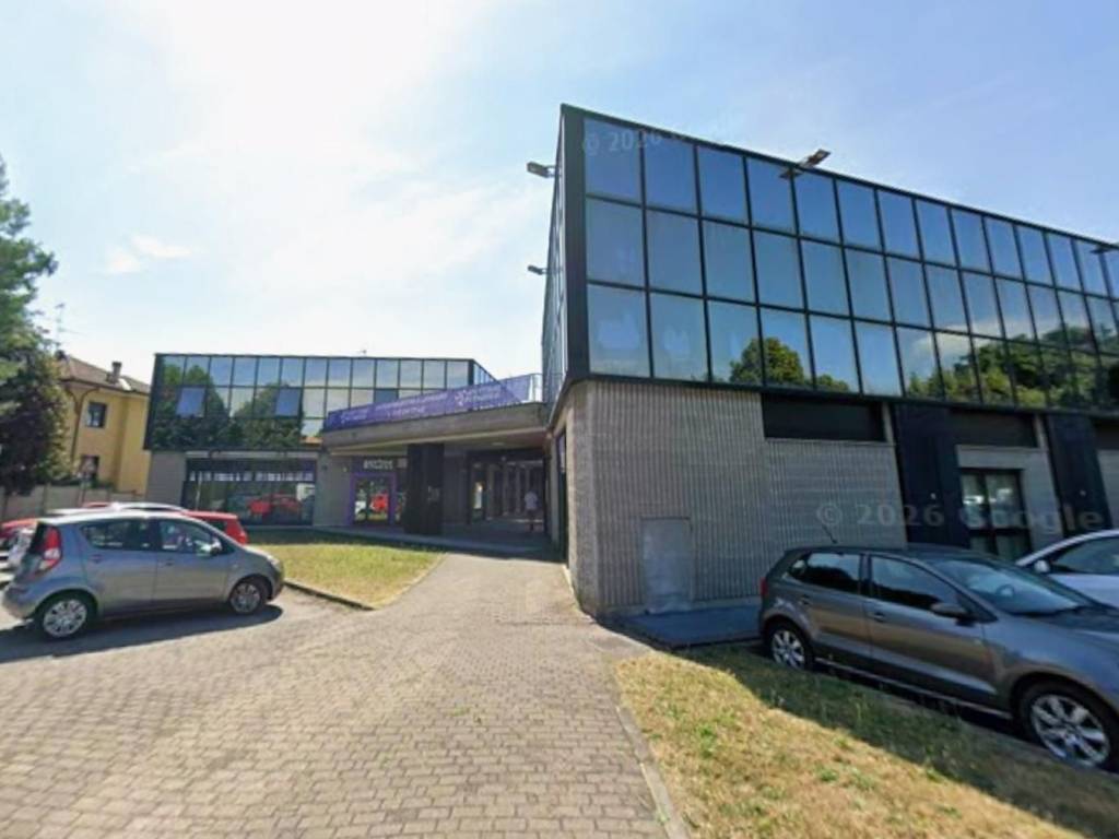 negozio in vendita a Legnano