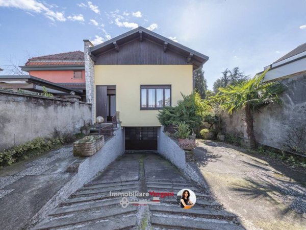 casa indipendente in vendita a Legnano