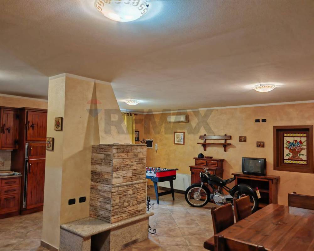 casa indipendente in vendita a Legnano