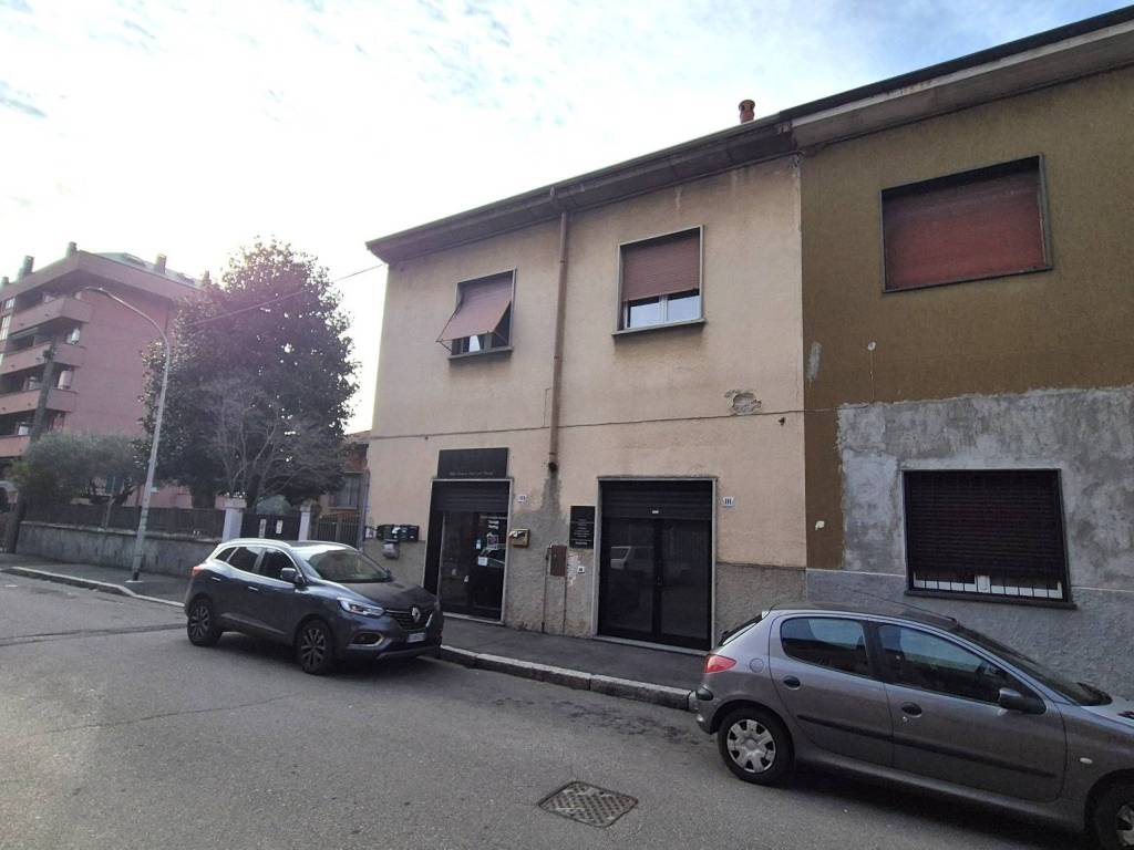 ufficio in vendita a Legnano