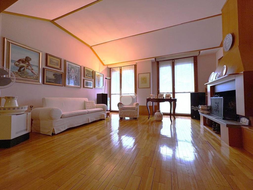 appartamento in vendita a Legnano