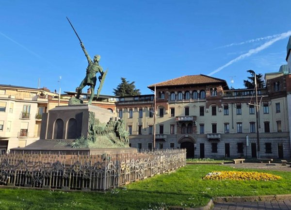 appartamento in vendita a Legnano