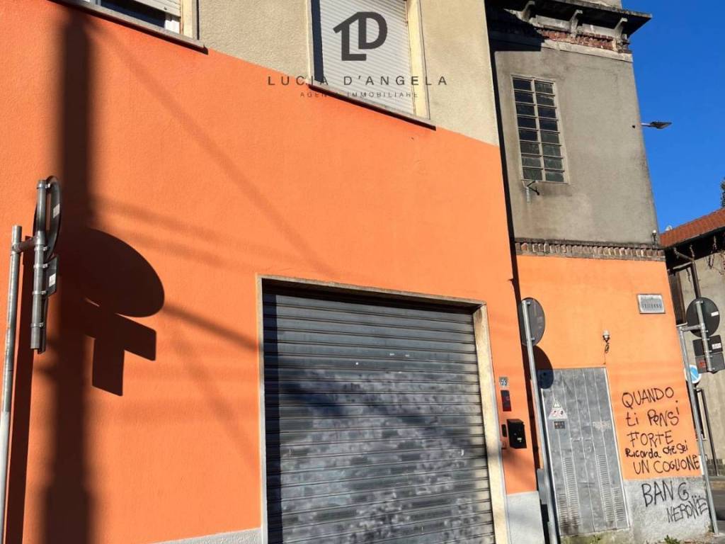 negozio in vendita a Legnano