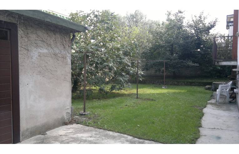 casa indipendente in vendita a Legnano