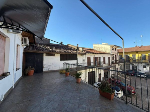 casa indipendente in vendita a Legnano