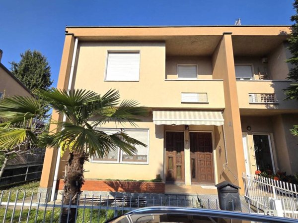 casa indipendente in vendita a Legnano