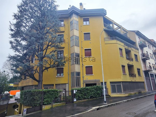 appartamento in vendita a Legnano