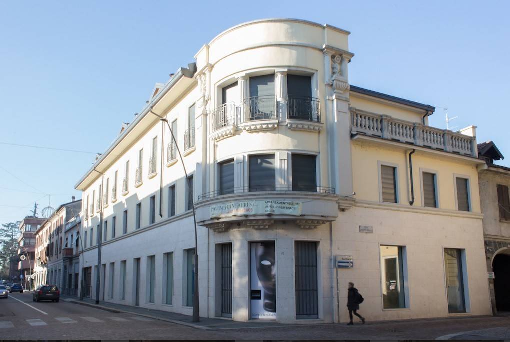 ufficio in vendita a Legnano