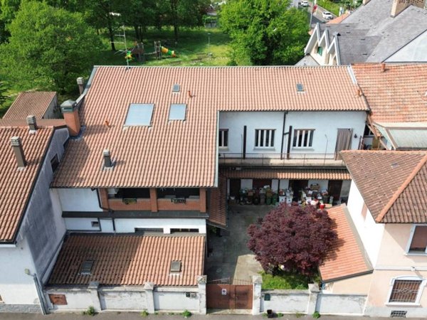 intera palazzina in vendita a Legnano