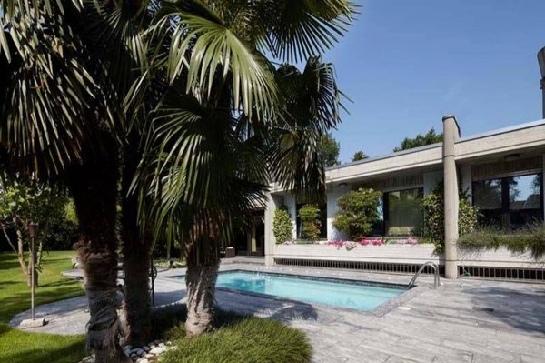 casa indipendente in vendita a Legnano