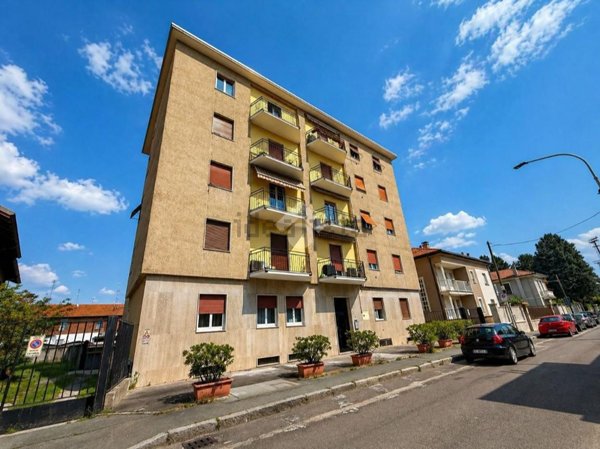 appartamento in vendita a Legnano