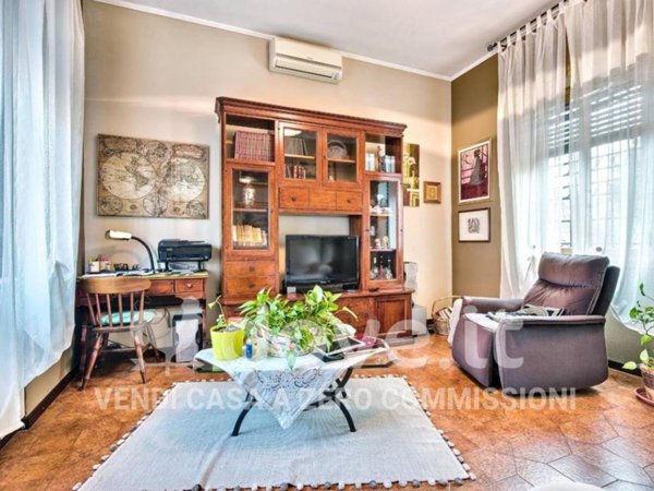 casa indipendente in vendita a Legnano