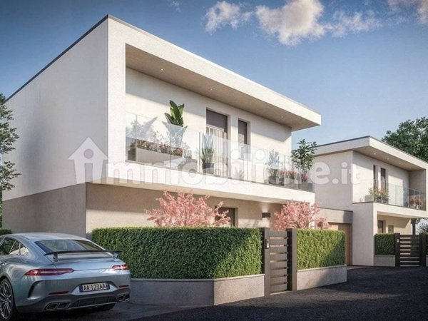 casa indipendente in vendita a Legnano