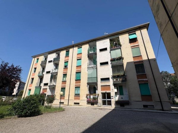appartamento in vendita a Legnano