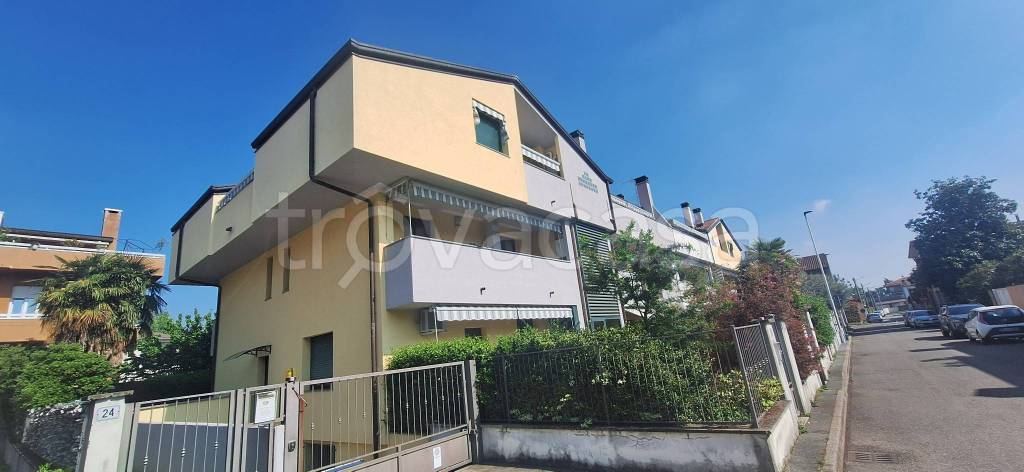 appartamento in vendita a Legnano